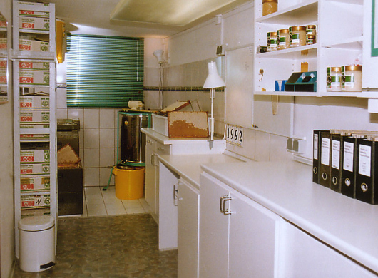 1992 als Schleuderraum eingerichtet
